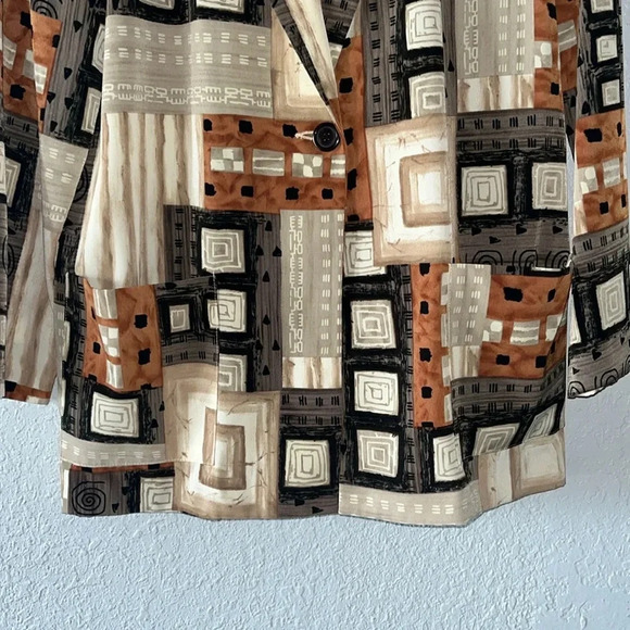 N Touch geometric blazer lightweight size 10 fall jacket pockets front button - Picture 8 of 13